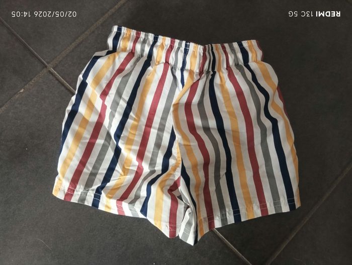 Short de bain taille 5 ans - photo numéro 3