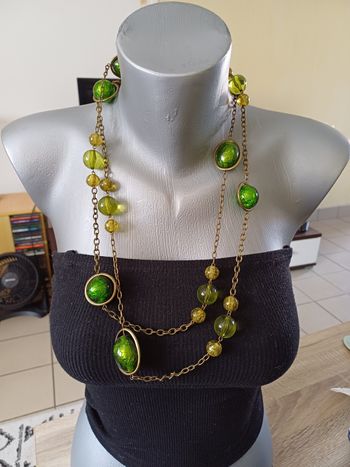 Collier double rang perles vertes