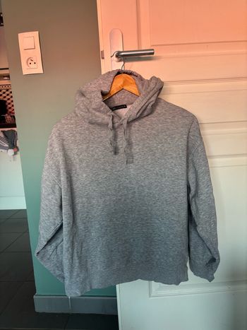 Sweat gris