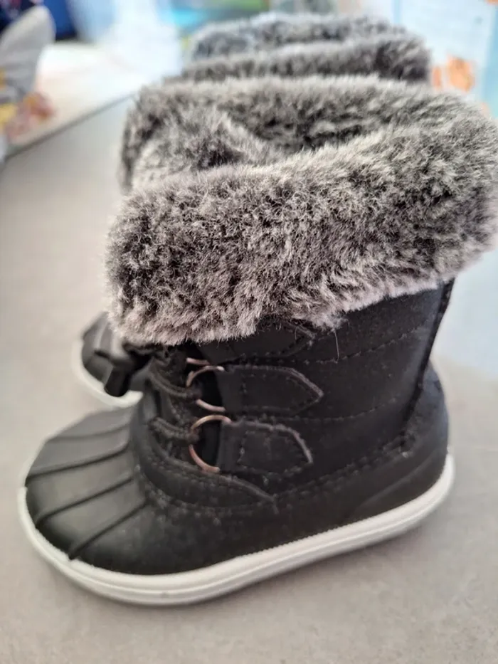 Bottes de neige neuves - photo numéro 2