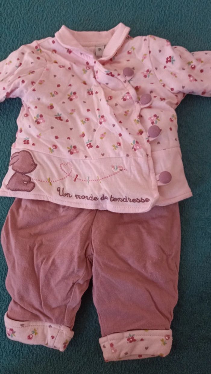 2 ensembles - photo numéro 2