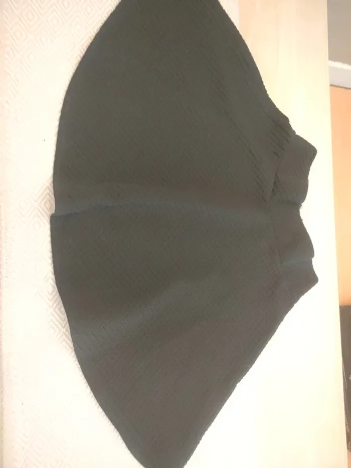 Jupe nid d'abeille patineuse noir 10 ans - photo numéro 2