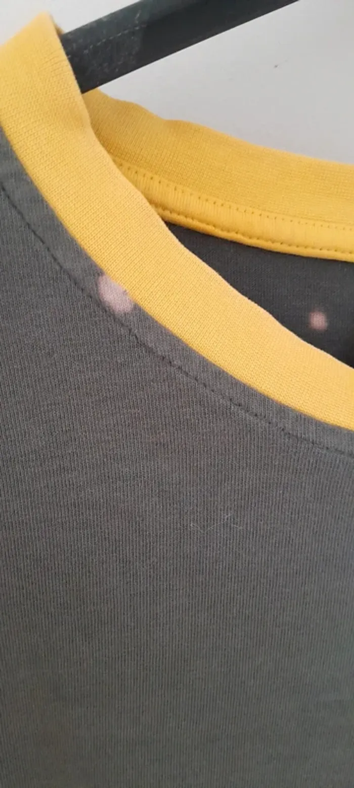 Tee shirt sans manche - photo numéro 3