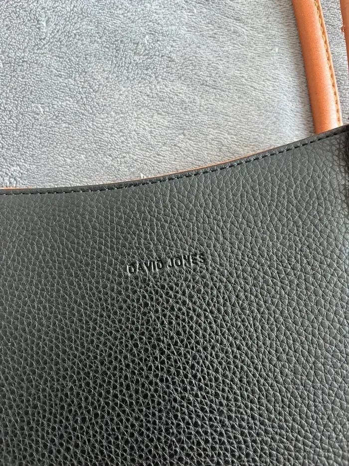 Sac David Jones vintage noir & marron clair – Élégant, rigide & intemporel | Style Y2K chic - photo numéro 2