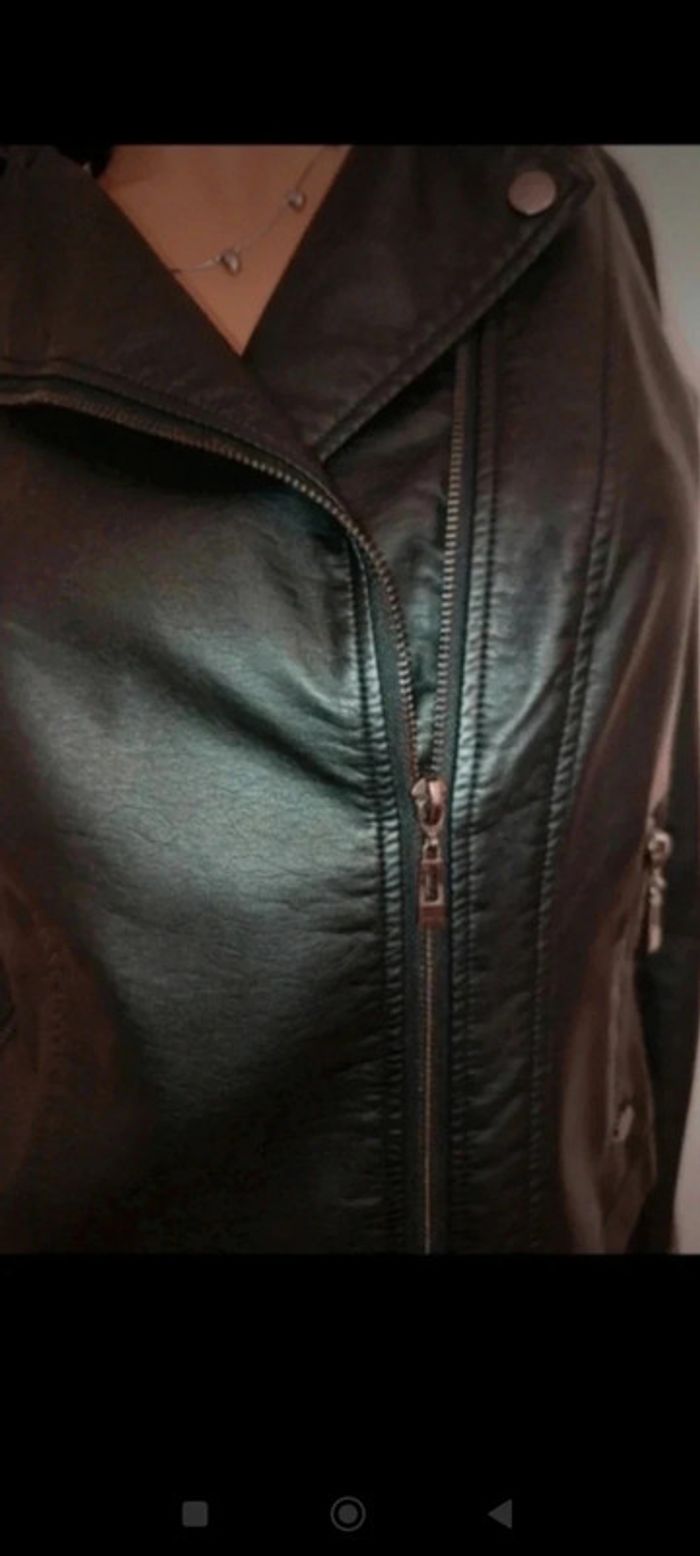 Superbe veste simili cuir S - photo numéro 2