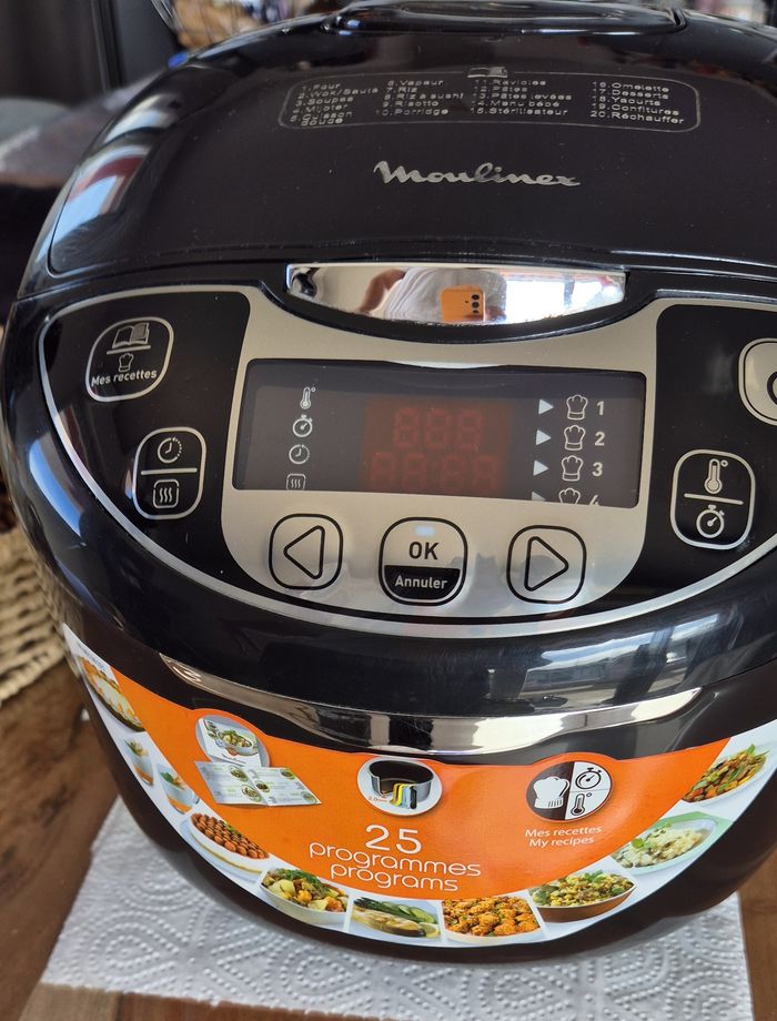 Multicuiseur intelligent Moulinex 25 en 1 MK708810