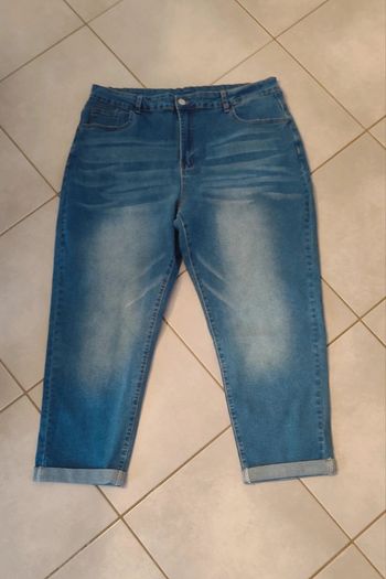 Jean mom taille haute avec revers