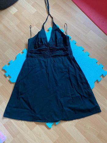 Robe dos nu H&M Taille 42