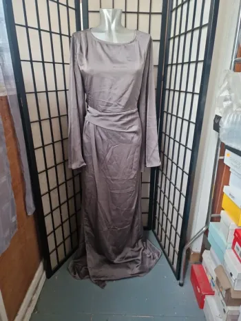 Robe longue effet satiné