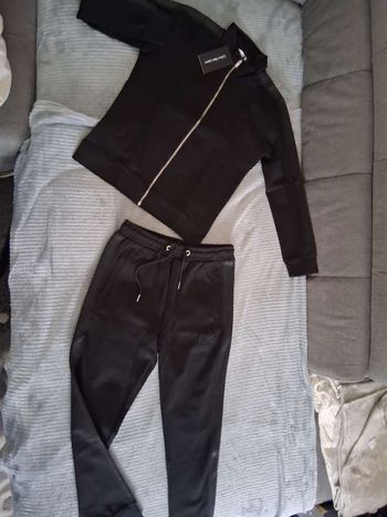 Survetement calvin klein noir brode