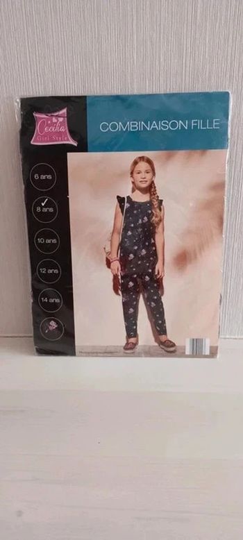 Combi-pantalon fille, été, motif fleuri, taille 8 ans, neuve dans l'emballage.