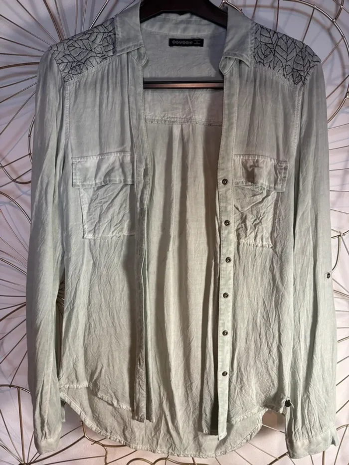 Chemise vert d’eau
