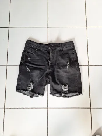 Short en jean excellent état 🔥