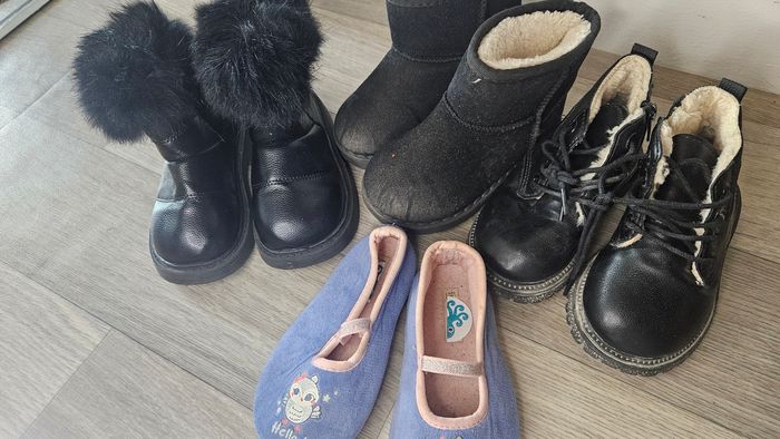Lot chaussure enfant - photo numéro 2