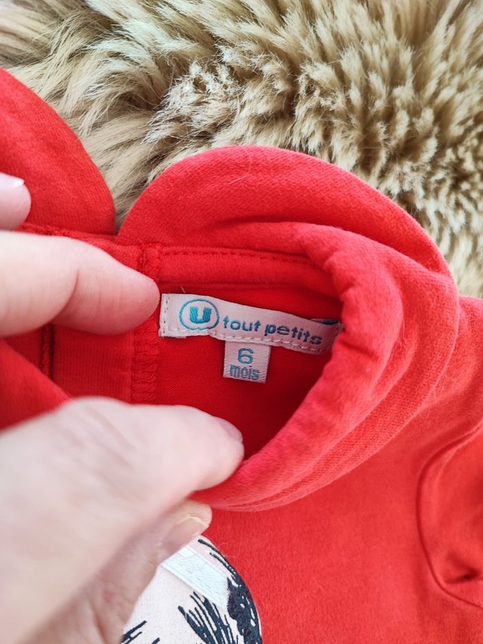 Tee short body rouge marque u 6 mois - photo numéro 4