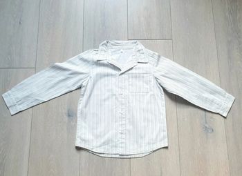 Chemise blanche rayures. Garçon 5 ans. Marque Kidkanai