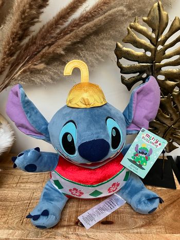 Peluche Stitch Noël neuve Disney store