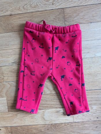 Pantalon Kiabi neuf - bien chaud - tailles 6 mois