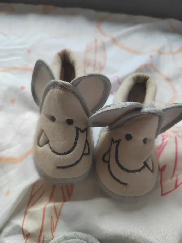 Lot 3 paires de petit chausson - photo numéro 4