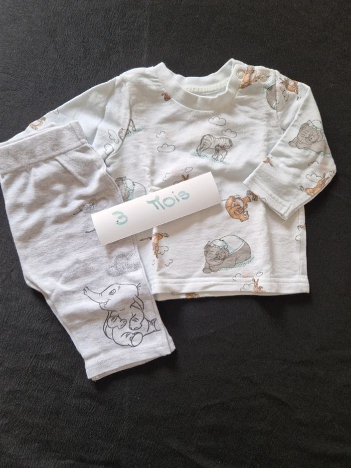 Pull et pantalon