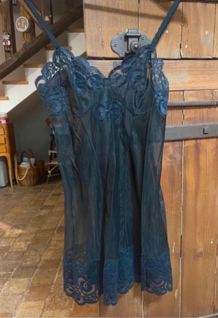 Nuisette en voile noir T 36