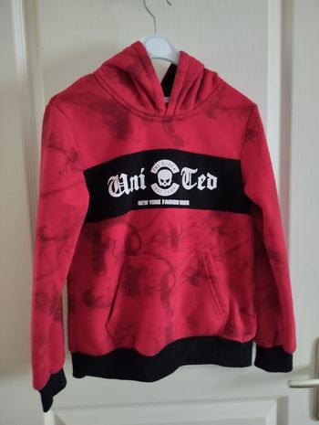 Pull à capuche 10 ans