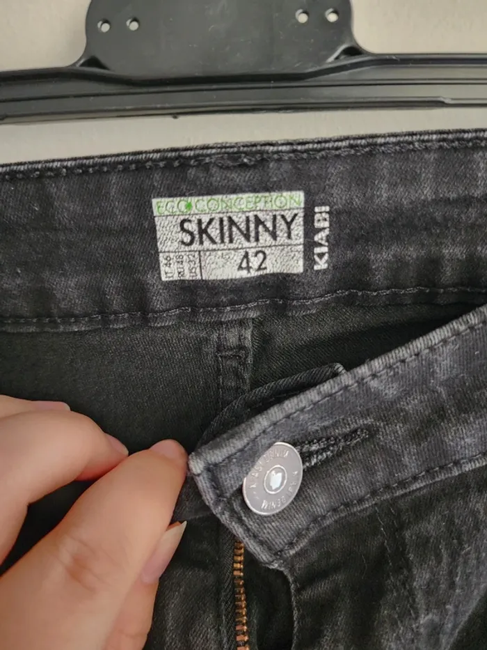 Jeans femme taille 42 - kiabi - tres bon état - photo numéro 4