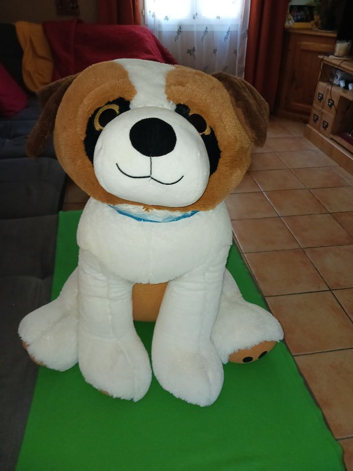 Peluche chien