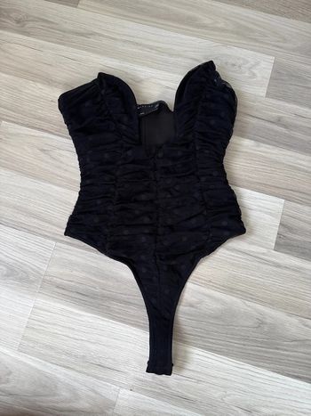 Body femme décolleté