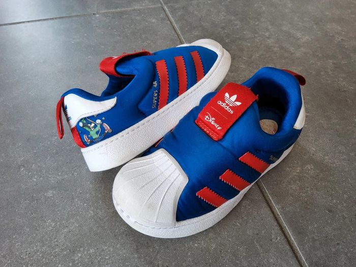 Adidas originals Disney X Superstar 360 Goofy