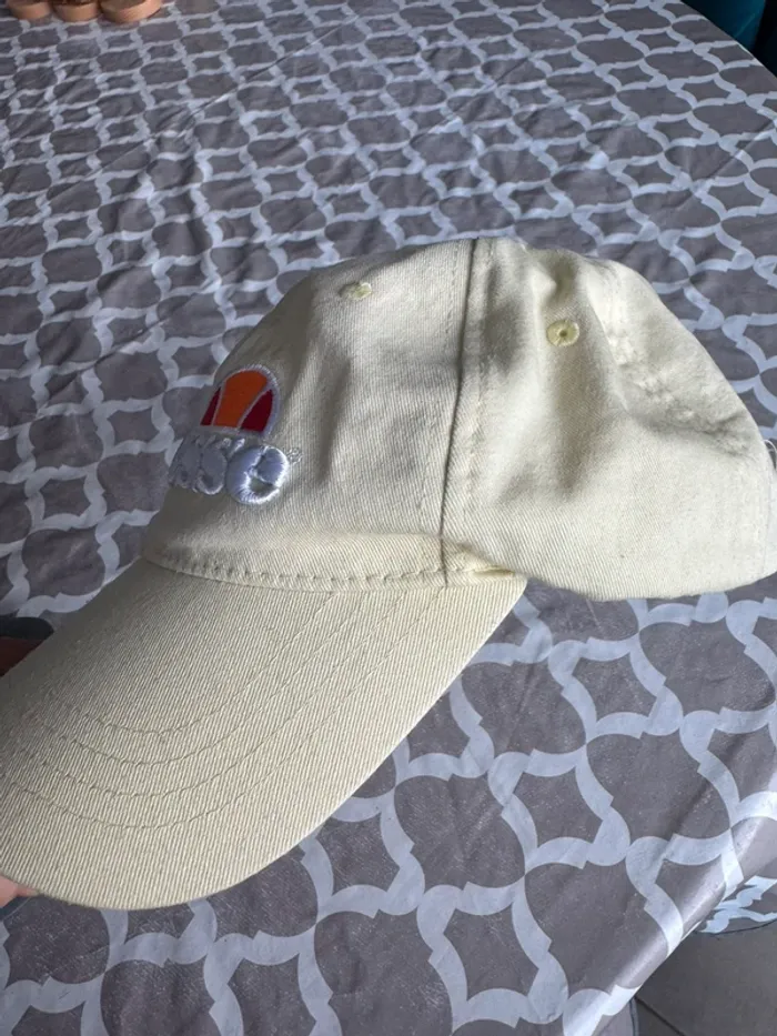 Casquette ellesse - photo numéro 2