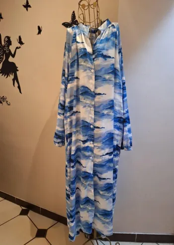 Longue robe chemise imprimée