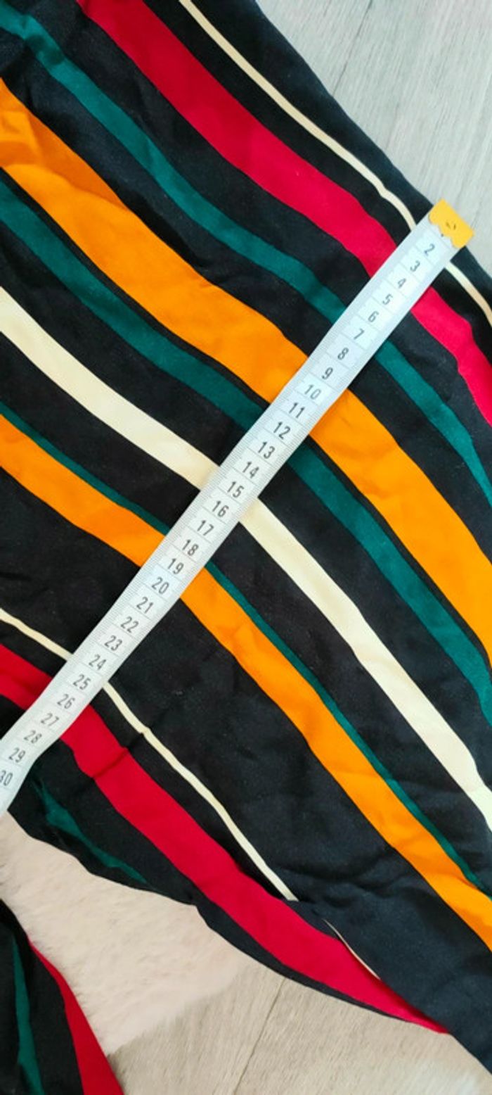 Pantalon léger neuf - photo numéro 2