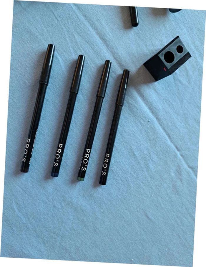 Lot de maquillage neuf PRO'S - 25 pieces - photo numéro 4