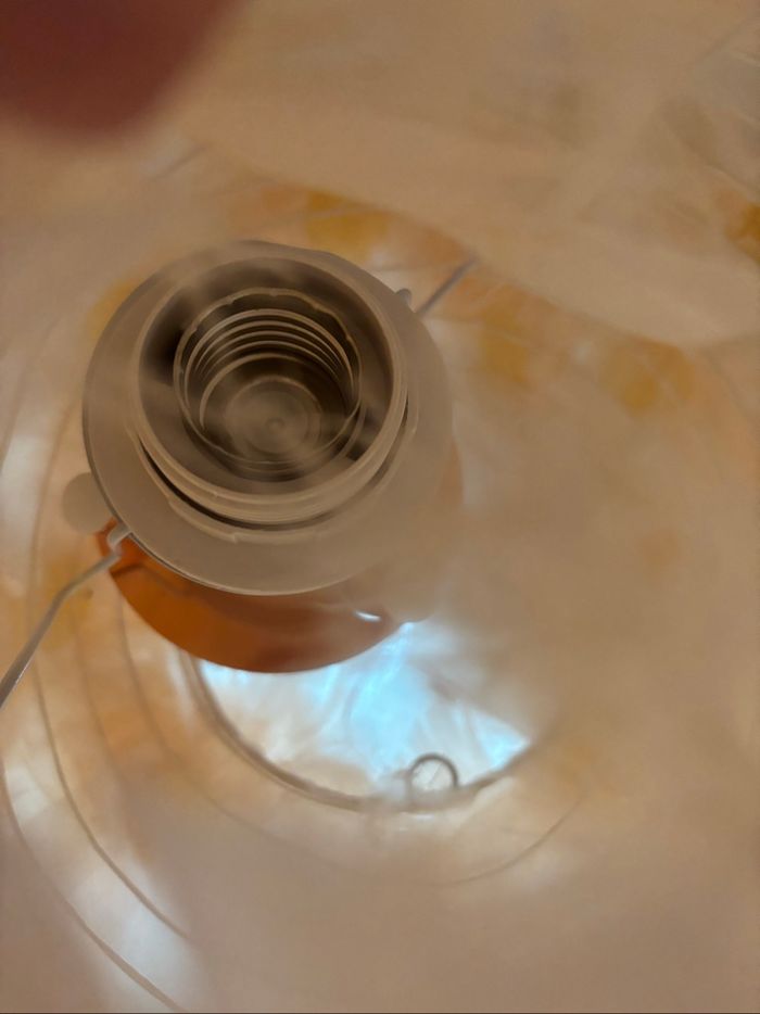 Lampe en métal abat jour en plume rose maison du monde - photo numéro 3