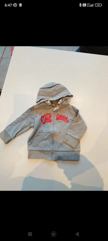 Gilet zippé à capuche 18 mois Esprit