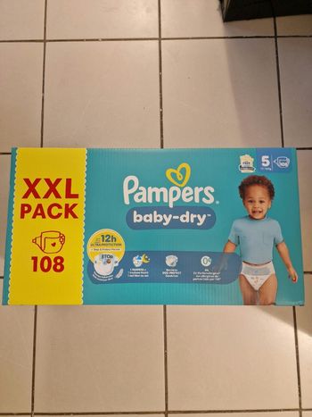 Pampers taille 5 - 108 couches