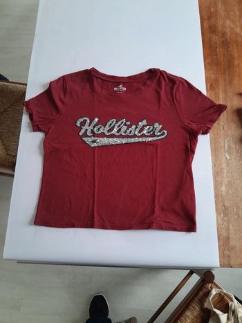 Tee shirt hollister marqué en sequins taille M