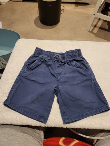 Short bleu marine garçon 5ans 