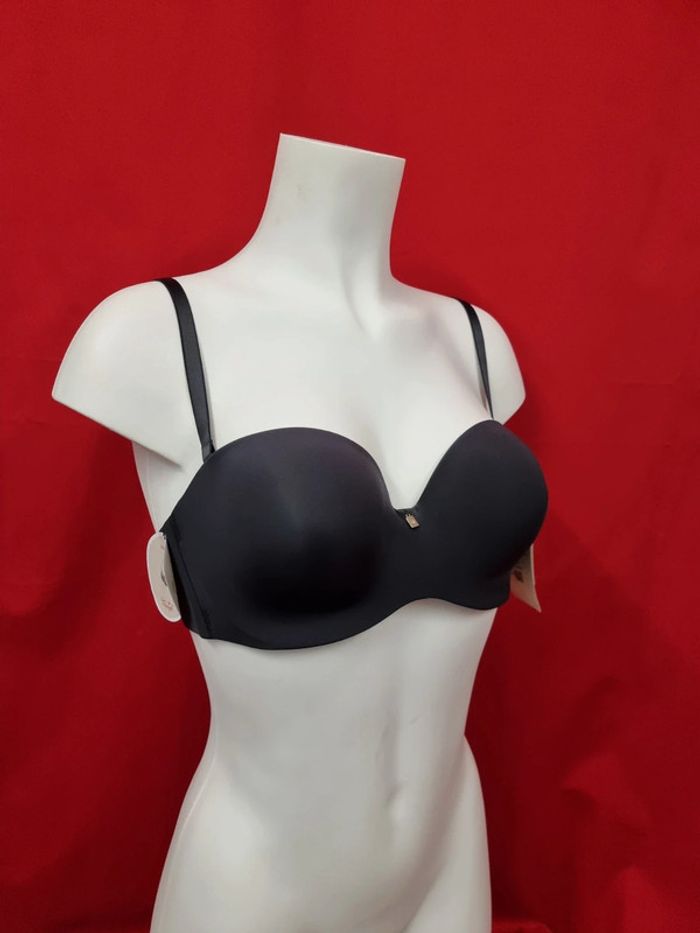 Triumph soutien-gorge rembourré avec bretelles amovible * 95C * - photo numéro 2