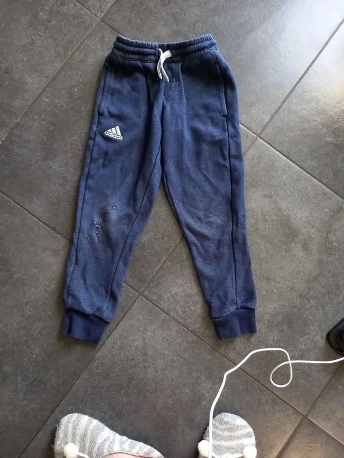 Blouson/gilet zippé à capuche en excellent état + pantalon offert - photo numéro 9