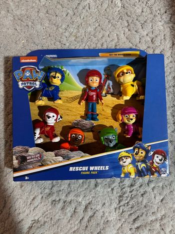 Coffret de 7 figurines pat patrouille