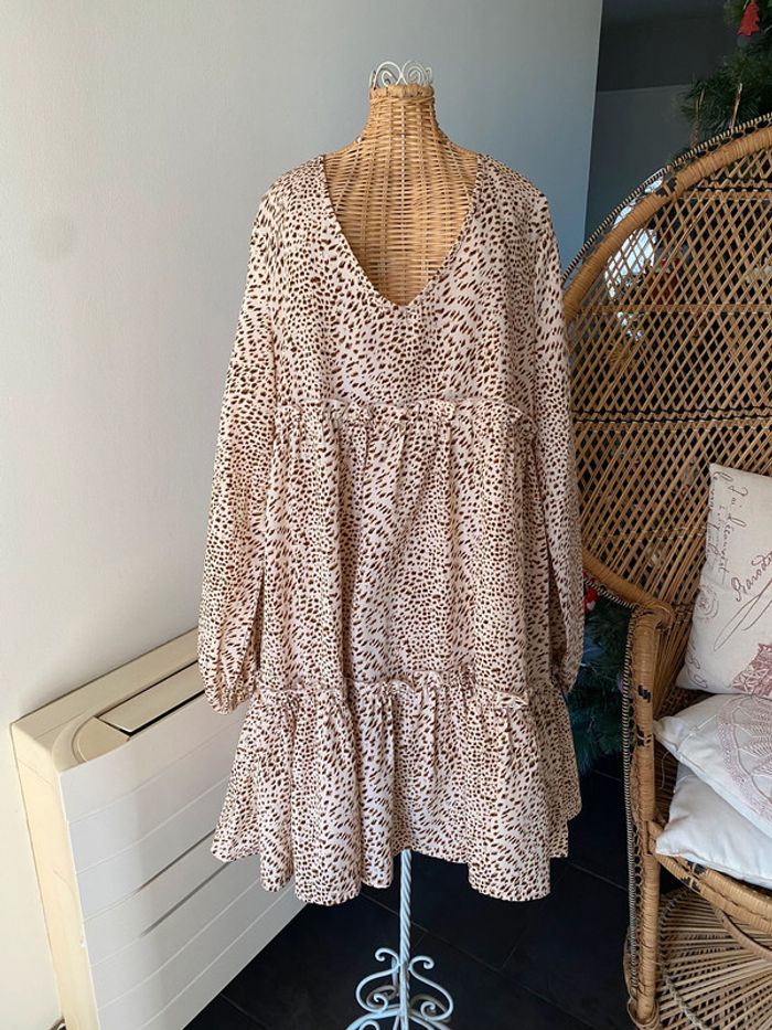 Robe baby doll beige avec tâches marron taille 38
