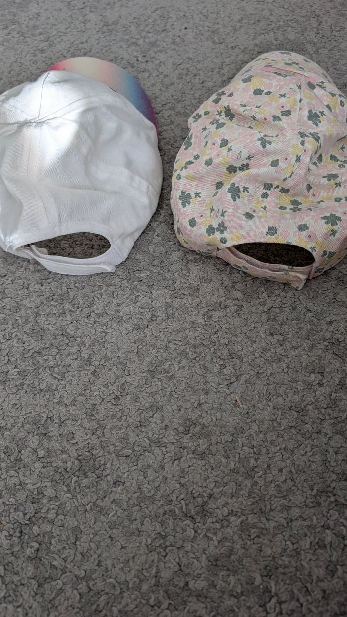 Lot de 2 casquettes fille - photo numéro 2