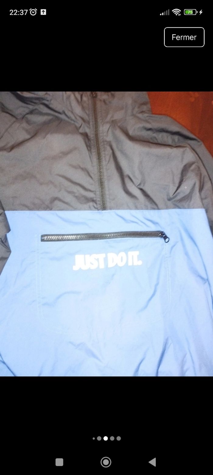 coupe-vent Nike très peu porté - photo numéro 3