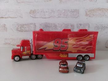 Camion Mack - Mini racers - Disney Cars
