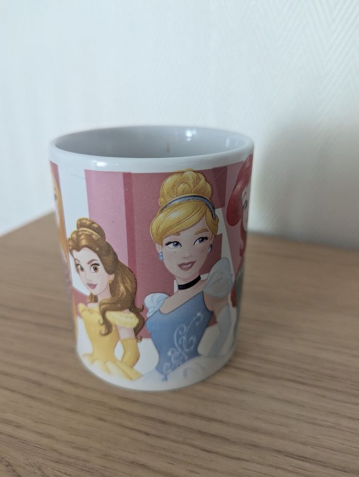 Mug / tasse princesses Disney - photo numéro 2