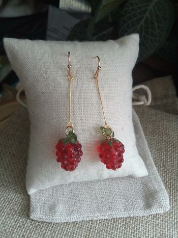 Boucles d'oreilles framboises