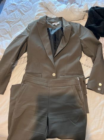 Ensemble tailleur kaki T38 💎