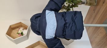 superbe doudoune adidas a cauche refllechissante taille 12 mois (1)